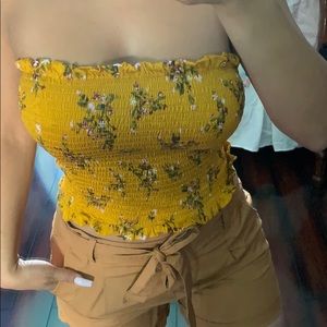 Flowered tune top !🌼🌻🌼🌻